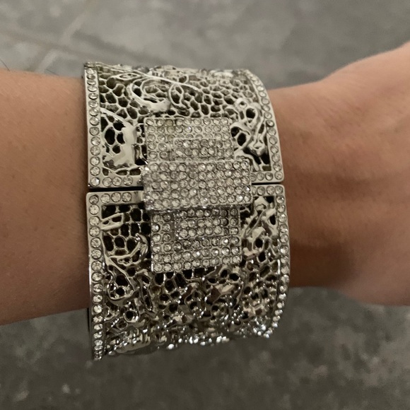 BCBGMaxAzria Jewelry - Sale Gorgeous Bcbg Max Azria Cuff Bracelet wRhinestones